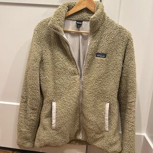 Tan long sleeve Patagonia zip up fleece jacket